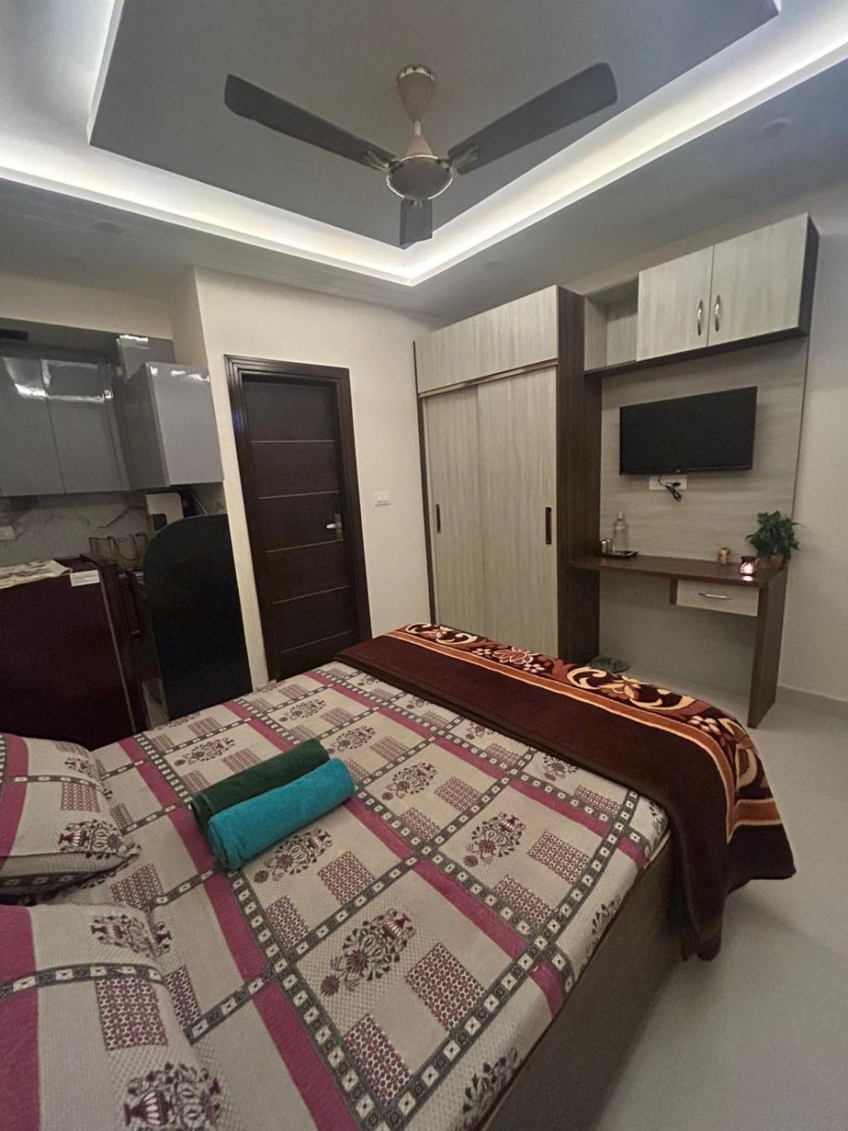 Apartment Urban Nest In South Delhi